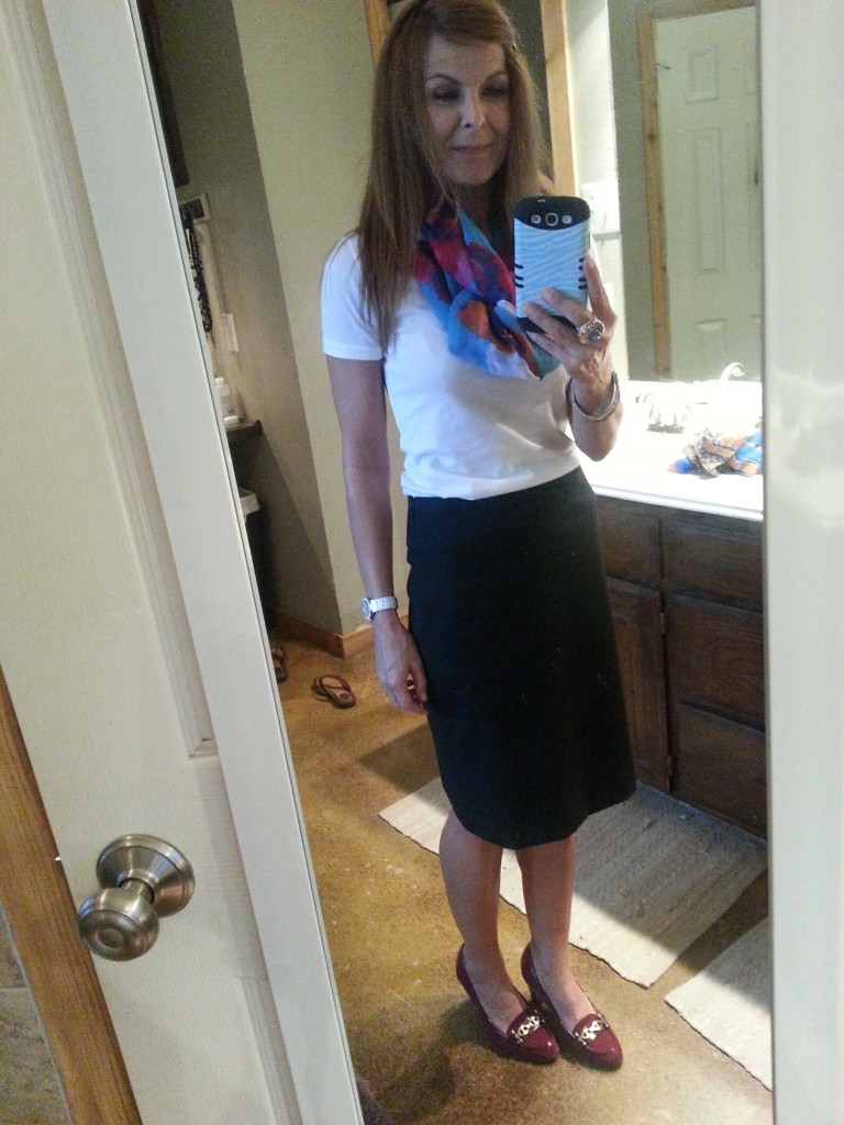 Black pencil skirt w/white tee and scarf