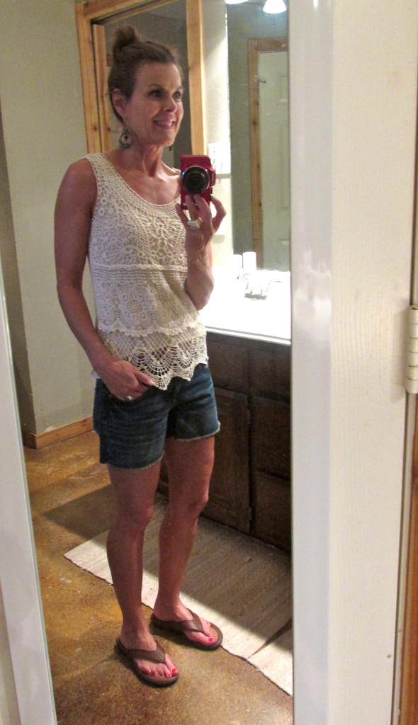 Denim shorts w/crochet top