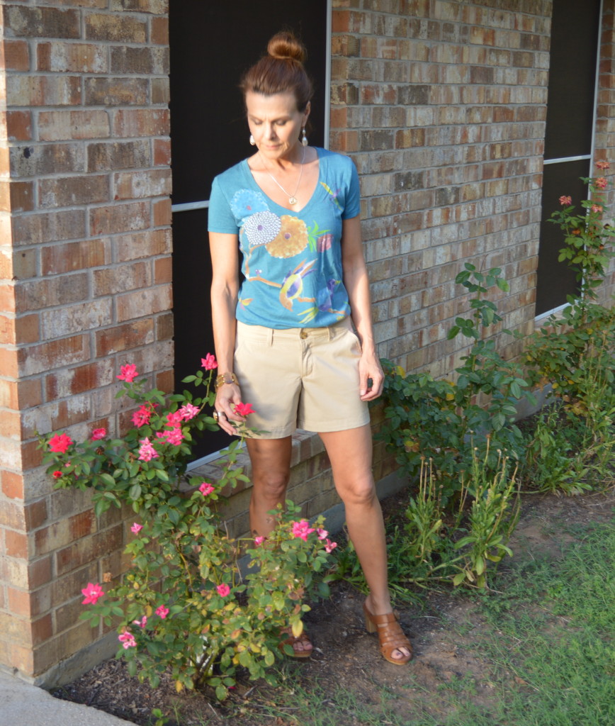 Khaki shorts & teal graphic tee